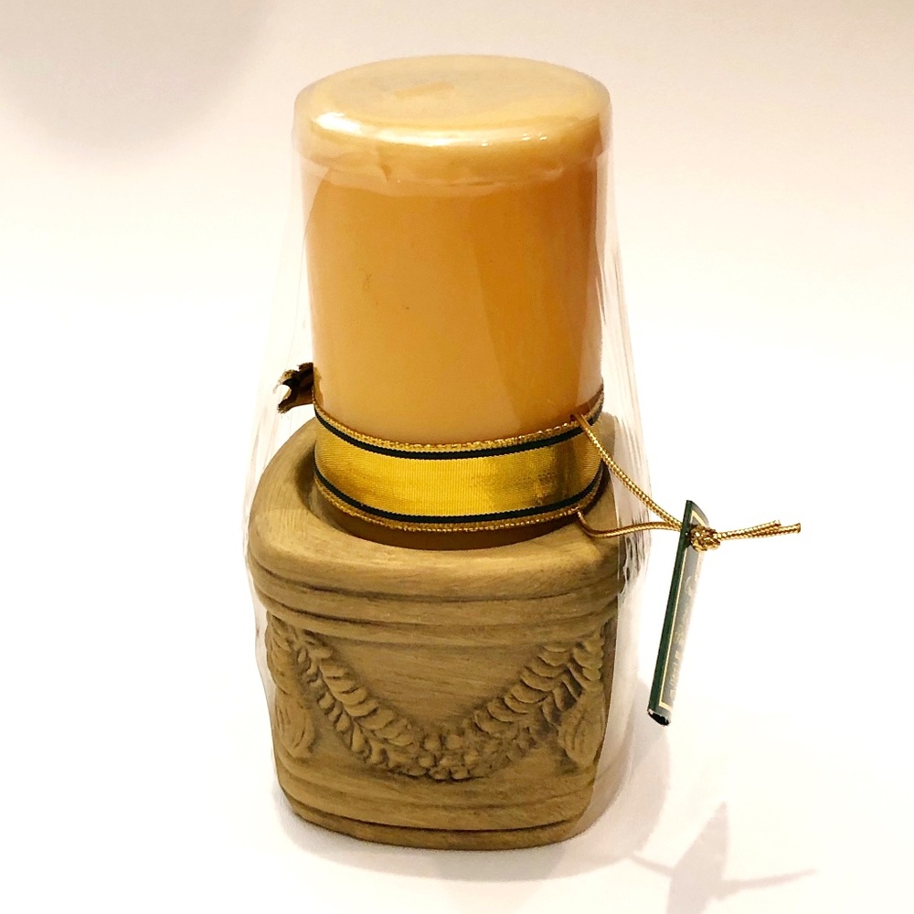 NEW Aromatique Orange Evergreen Candle & Holder